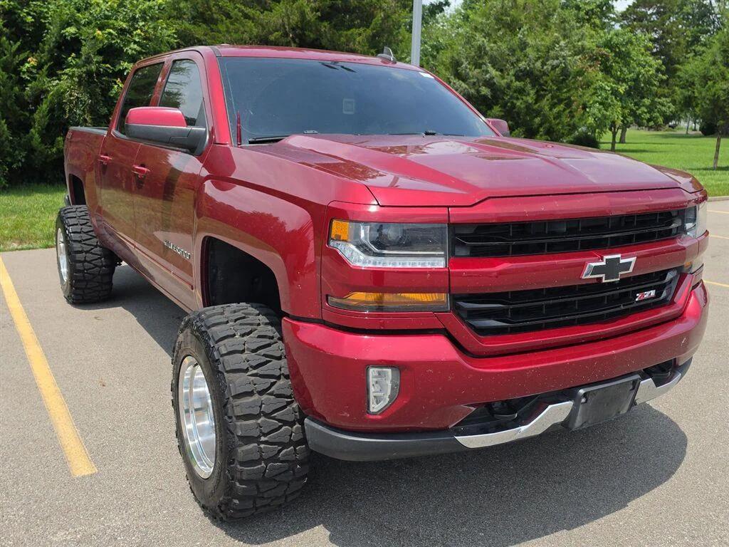 chevrolet silverado 1500 2018 3GCUKREC3JG215310 image chevrolet silverado 1500 2018 3GCUKREC3JG215310 image